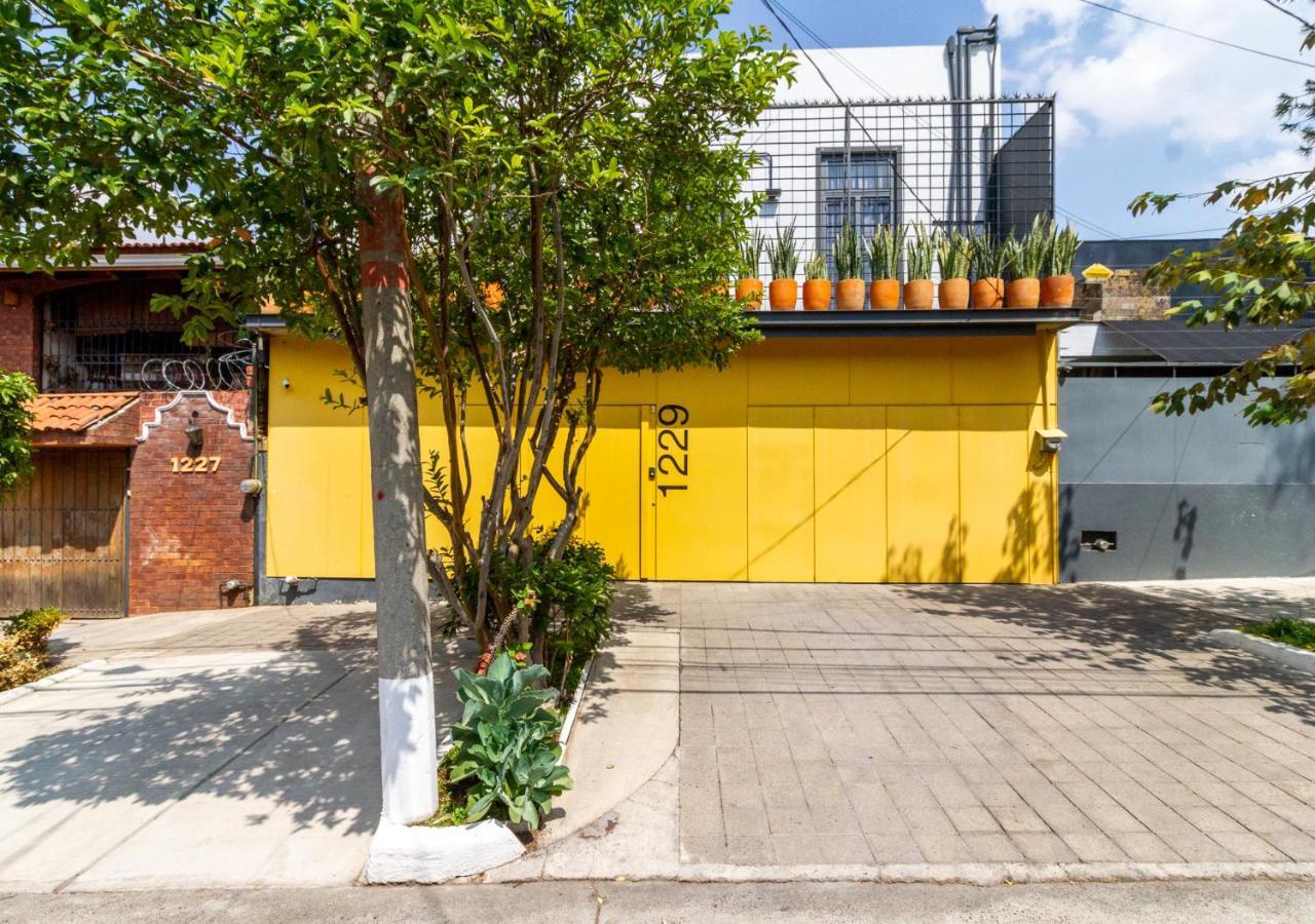The Yellow By Dot Boutique Guadalajara Exteriör bild